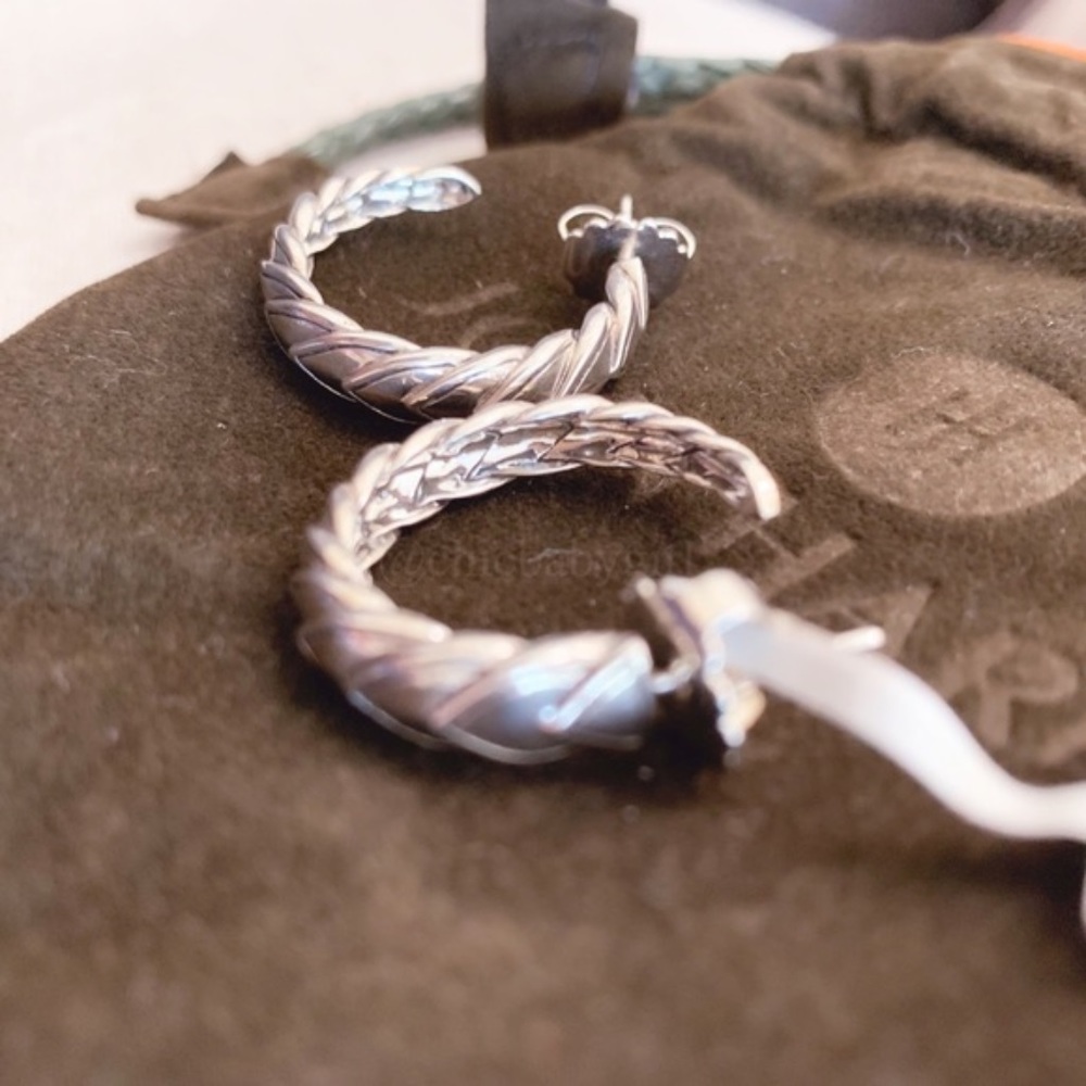 John Hardy Legends Naga Small Hoop Earrings - New